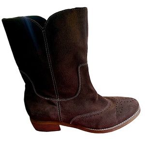 American Eagle Outfitters Brown Suede Leather Ladies Western Boot Size 8